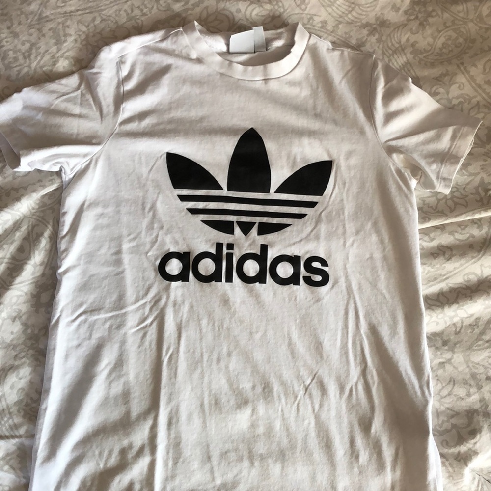 Adidas t-shirt
